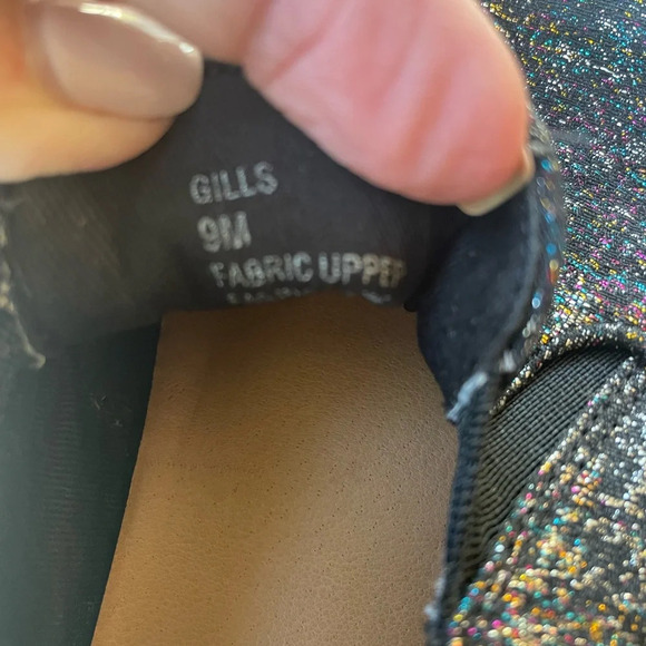 Steve Madden Gills Slip on Metallic Sneaker Tennis Shoe 9 M EUC Iridescent Black - Picture 5 of 8